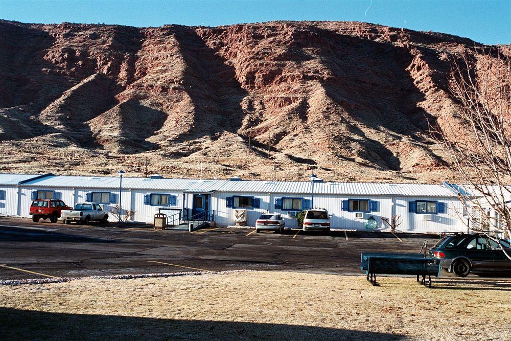 Silver Sage Inn Moab Exterior photo
