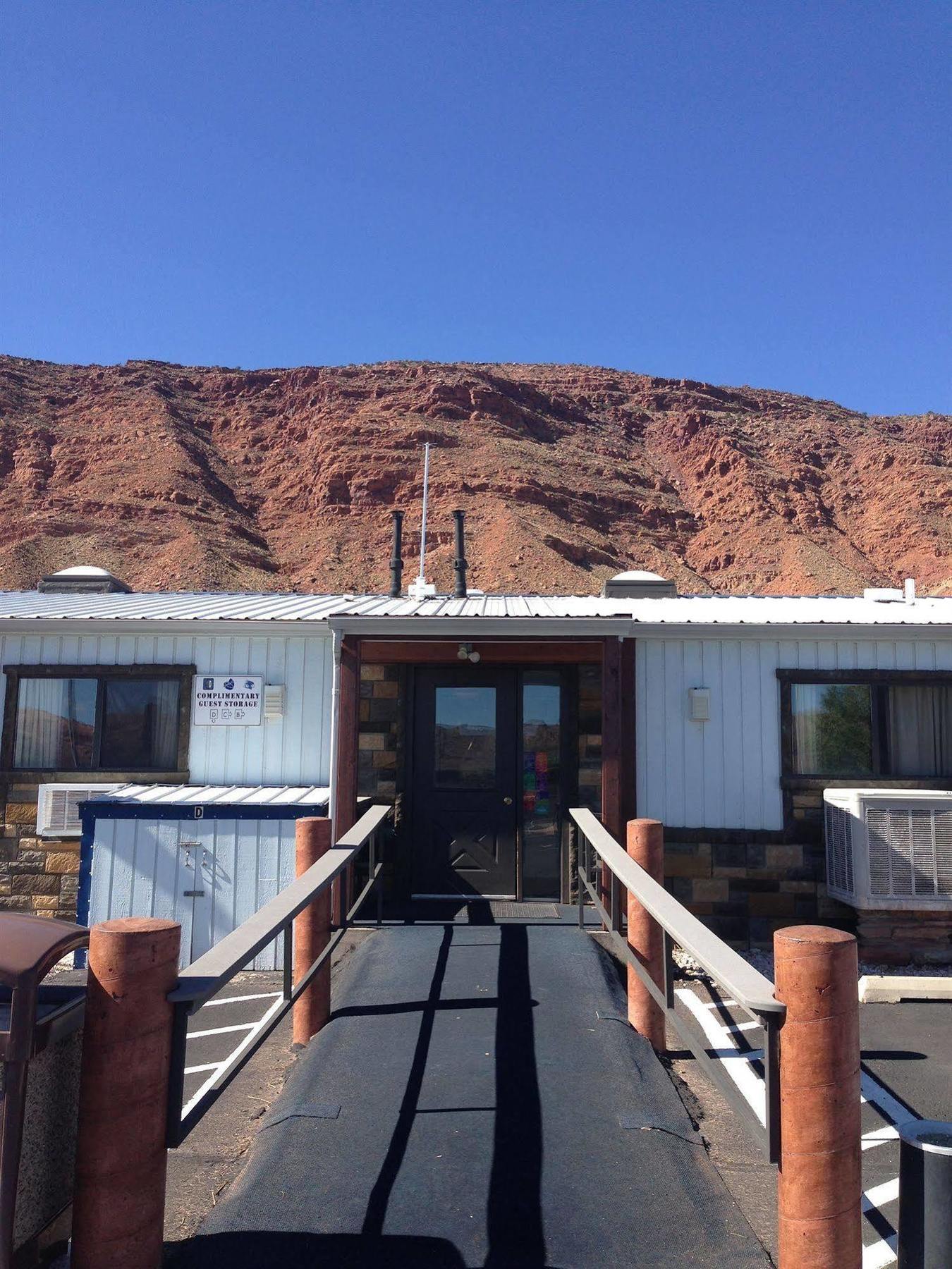 Silver Sage Inn Moab Exterior photo